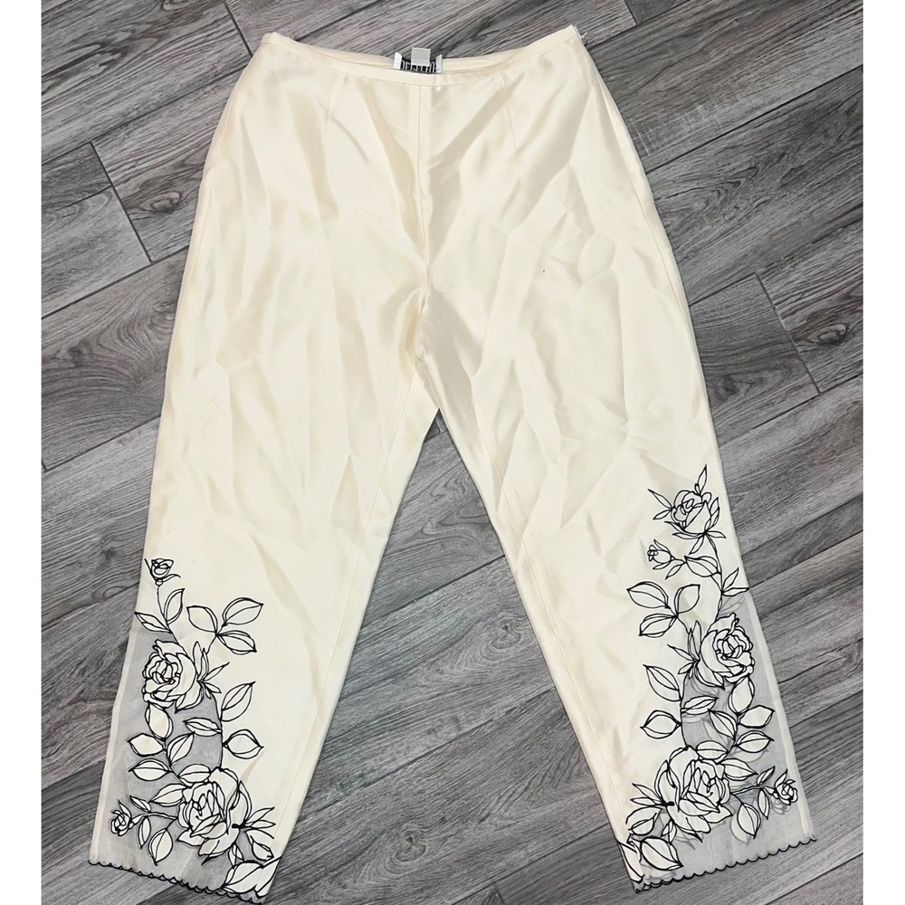 Yves CoSsette Depeche Mode Women Size 8 Cream Floral Embroidered Cropped Pants